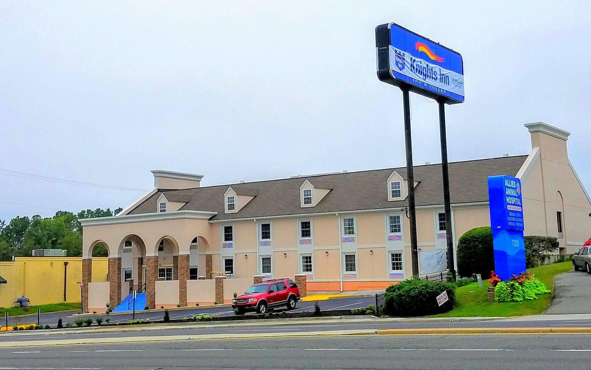 Red Roof Inn Richmond, Va - W Broad St Henrico Zewnętrze zdjęcie