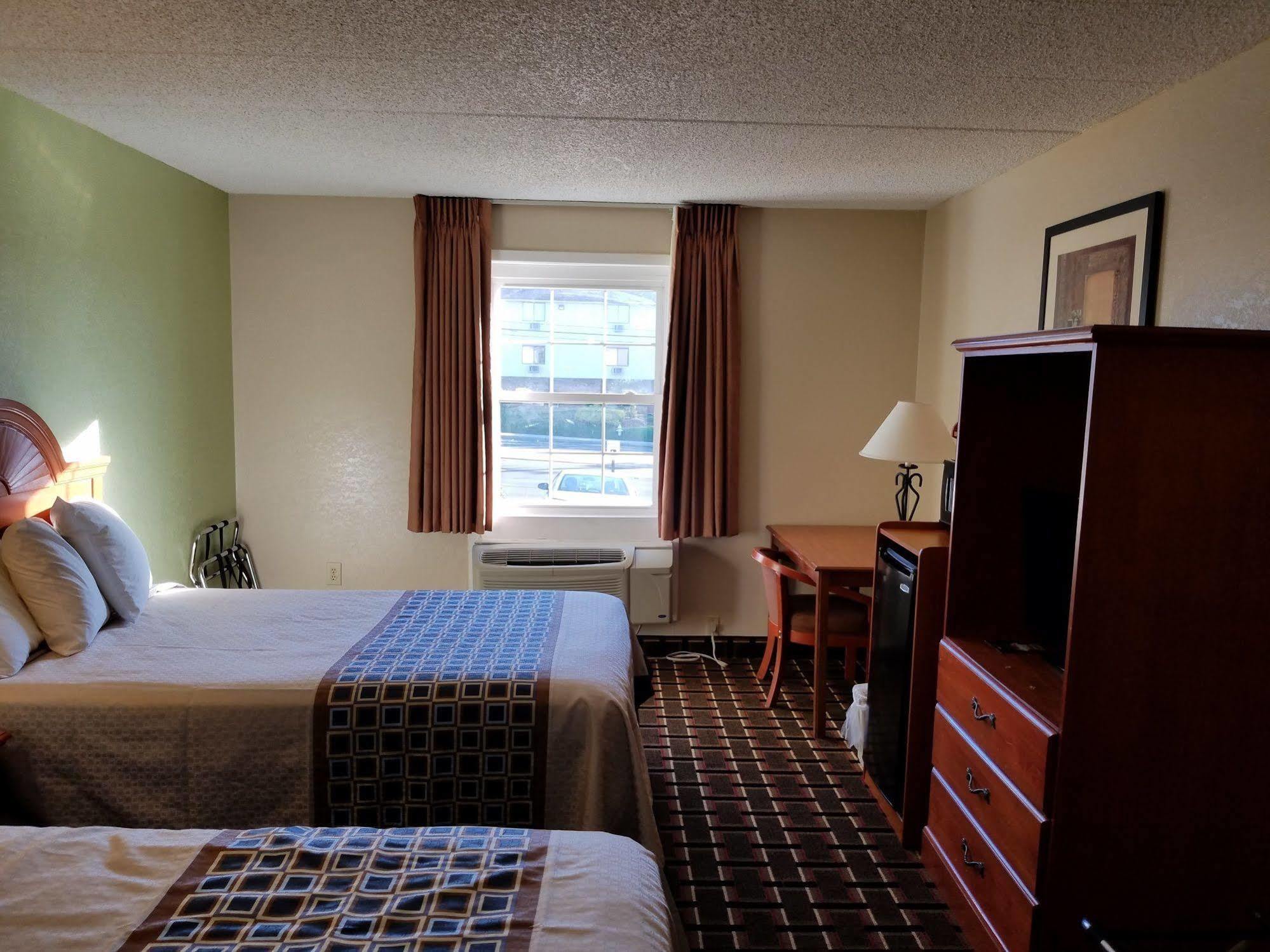 Red Roof Inn Richmond, Va - W Broad St Henrico Zewnętrze zdjęcie