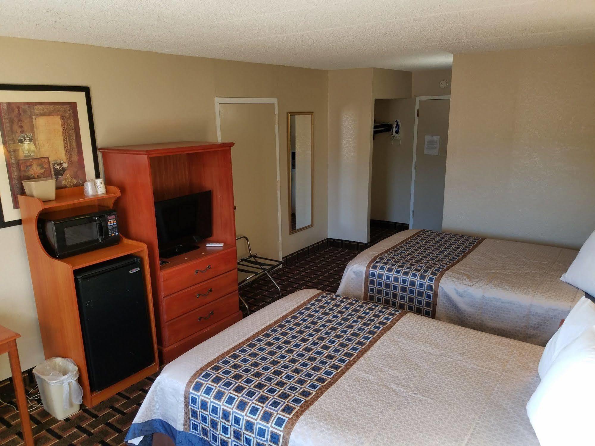 Red Roof Inn Richmond, Va - W Broad St Henrico Zewnętrze zdjęcie