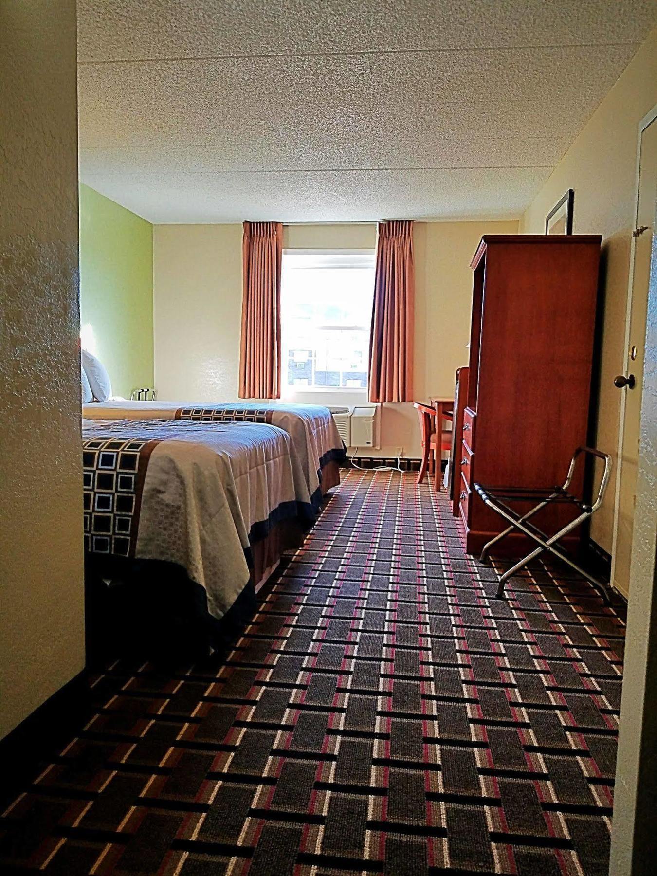 Red Roof Inn Richmond, Va - W Broad St Henrico Zewnętrze zdjęcie
