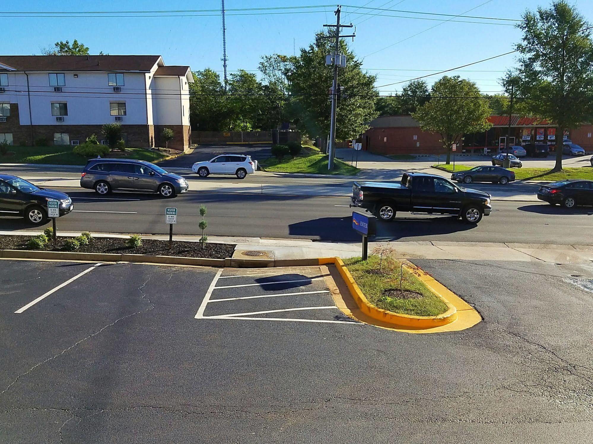 Red Roof Inn Richmond, Va - W Broad St Henrico Zewnętrze zdjęcie