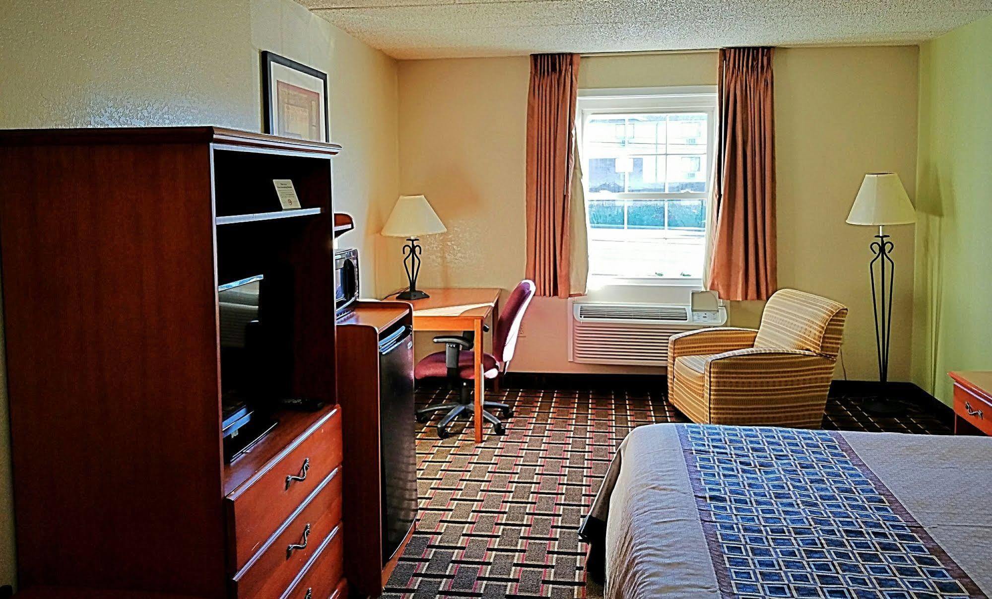 Red Roof Inn Richmond, Va - W Broad St Henrico Zewnętrze zdjęcie